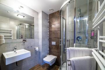 Фото номера Семейный номер Делюкс Отель Hotel Strzelnica г. Kochcice 2